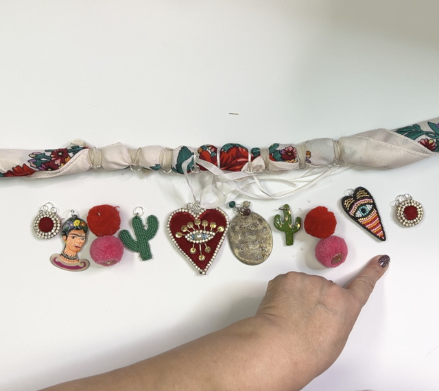 diy scarf necklace - bandana necklace